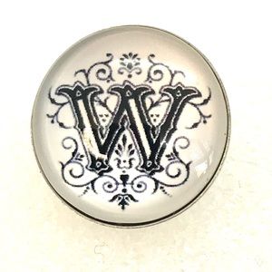 Letter W Snap 20mm button Gingersnaps ASN20